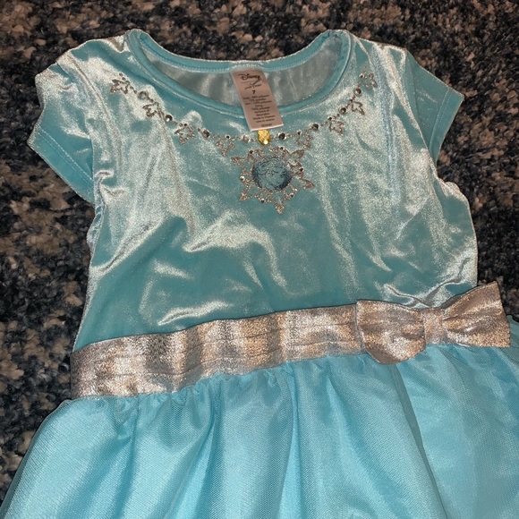 Princess Dress - Picture 2 of 5